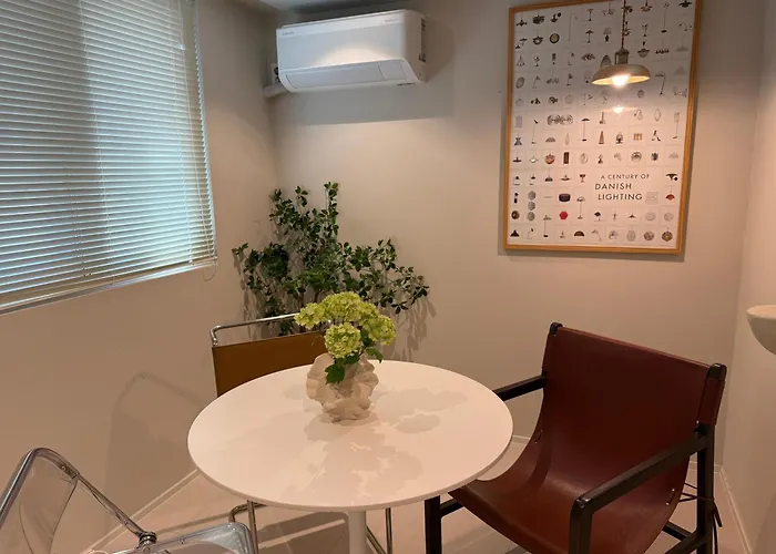 Ebb 公寓式飯店 *